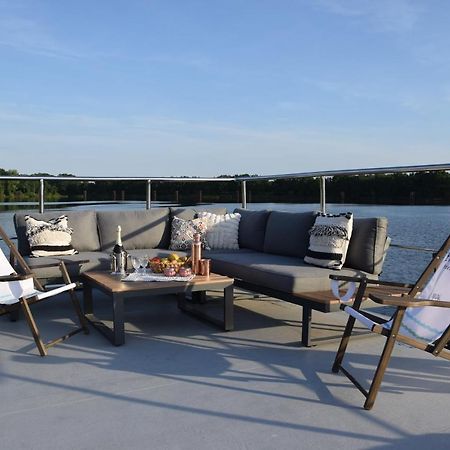 Lemuria Houseboat - Plywajacy Domek Na Wodzie ヴロツワフ エクステリア 写真